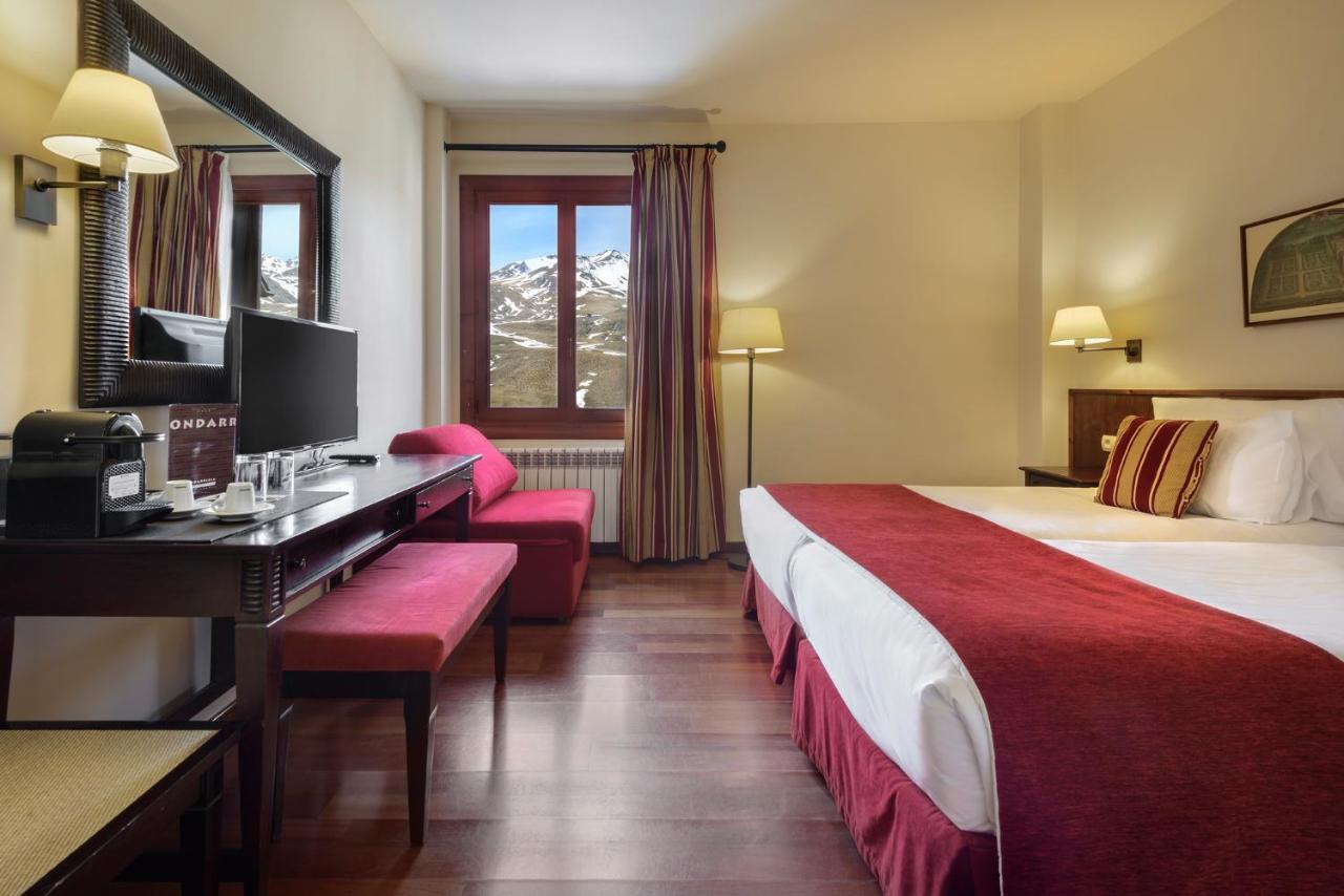 Hotel Saliecho Formigal Zewnętrze zdjęcie