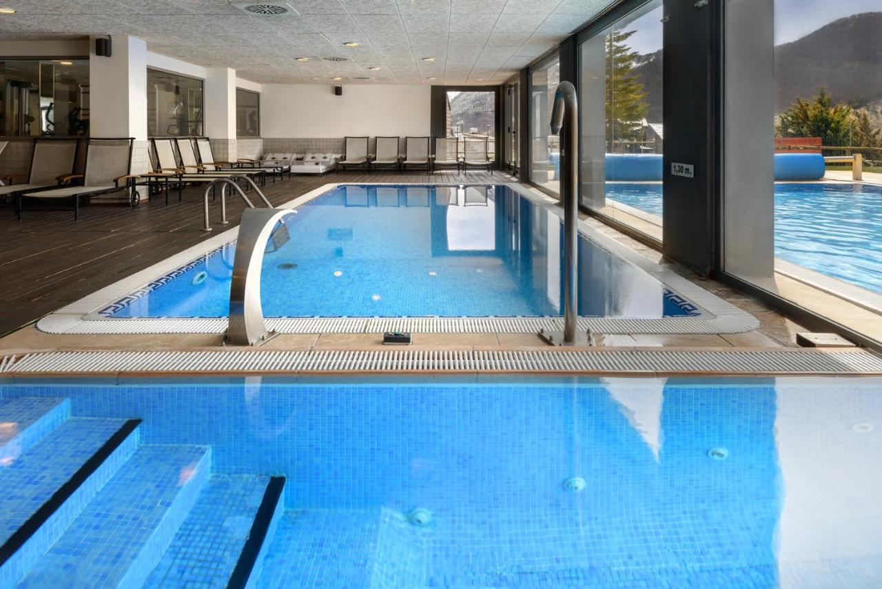 Hotel Saliecho Formigal Zewnętrze zdjęcie