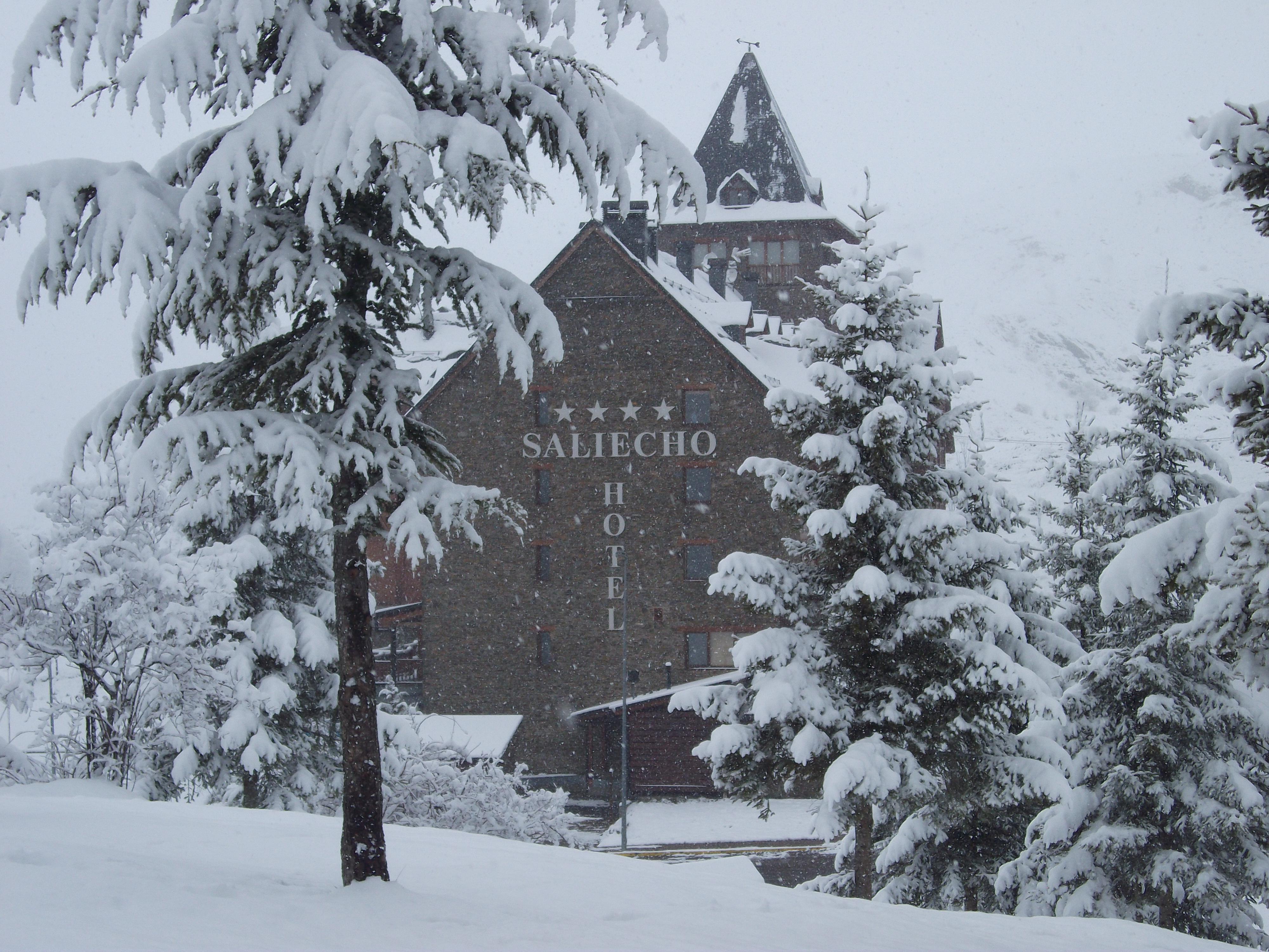 Hotel Saliecho Formigal Zewnętrze zdjęcie
