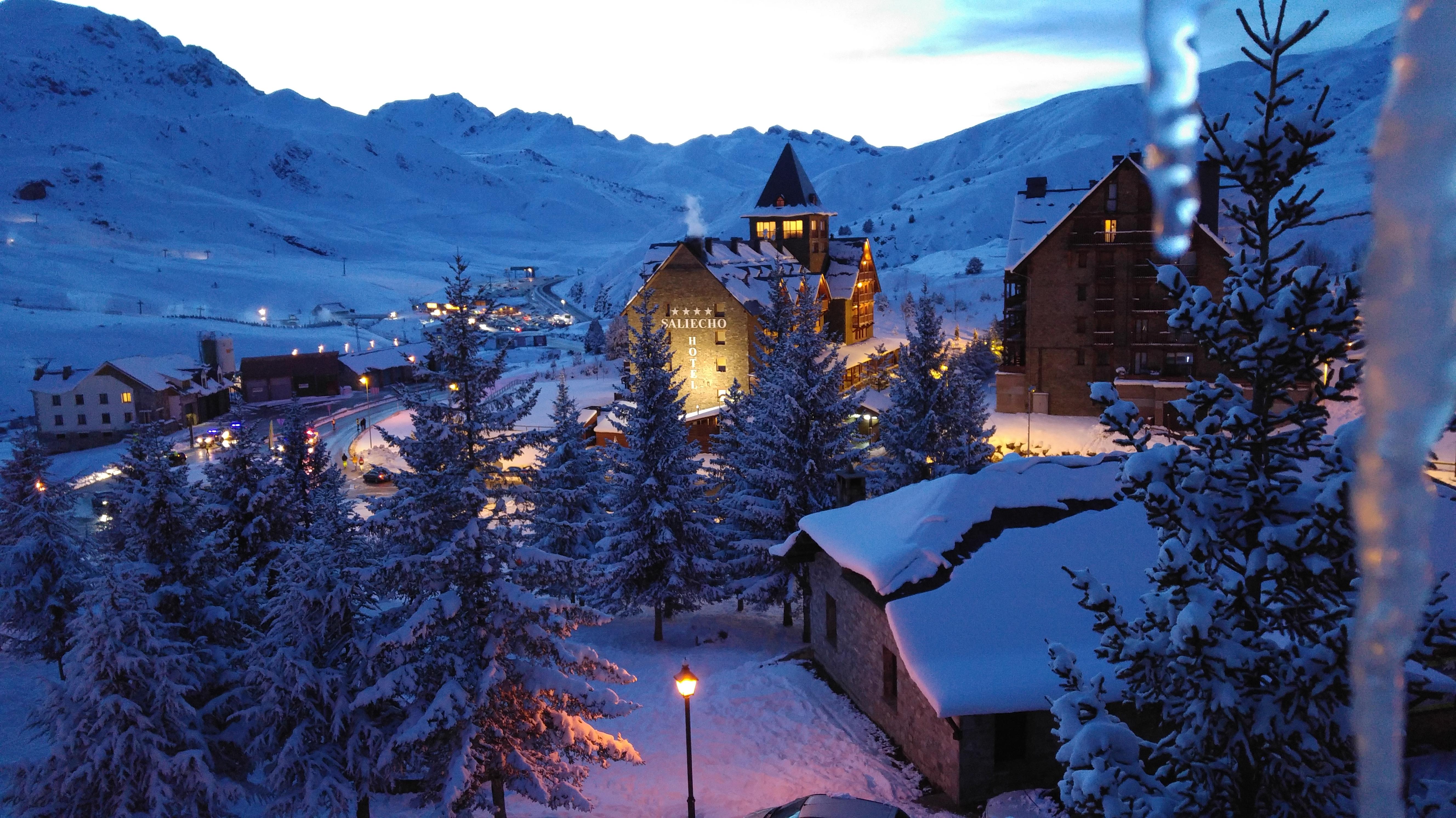 Hotel Saliecho Formigal Zewnętrze zdjęcie